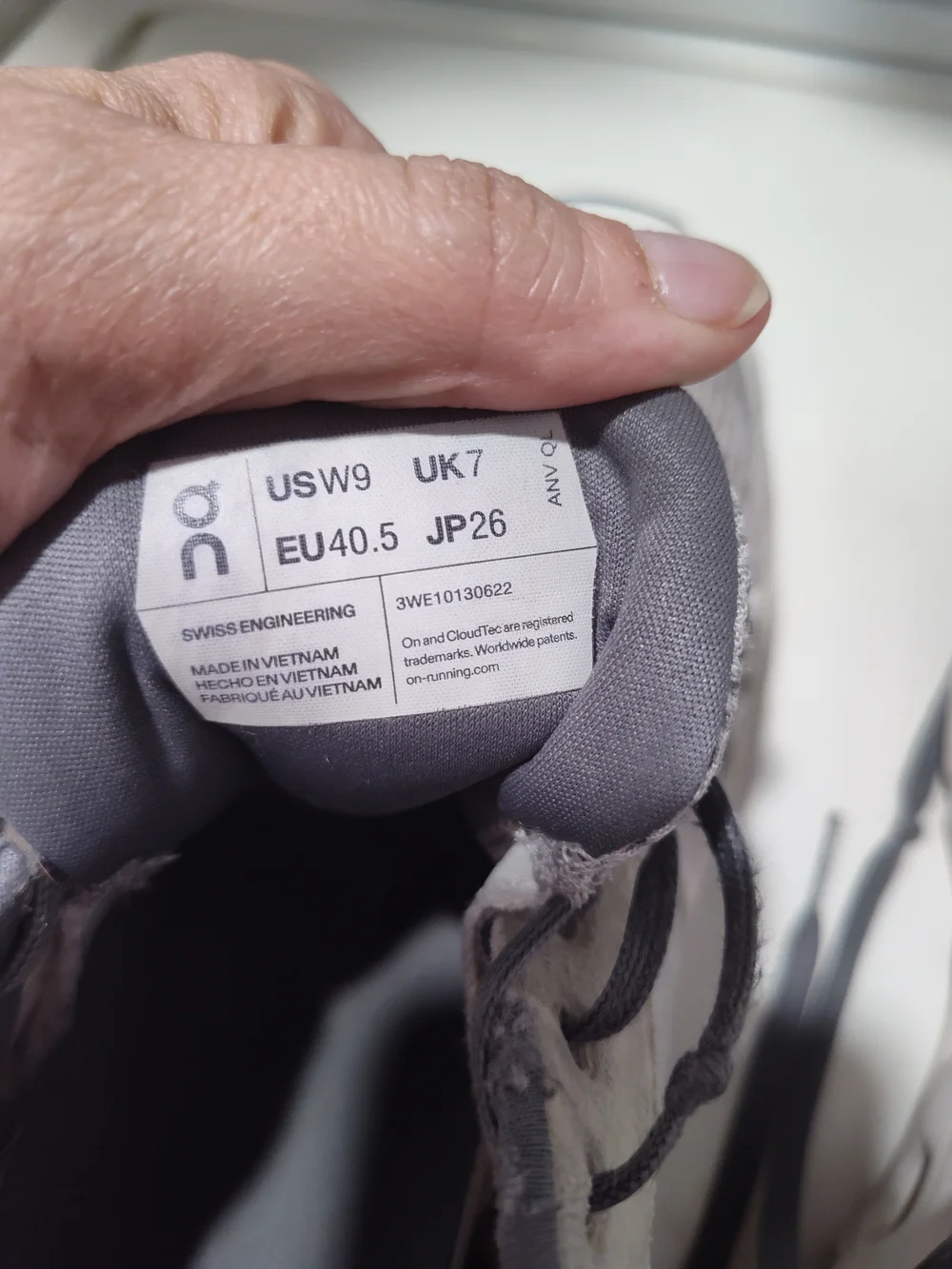 On Running Gray/White Athletic Running Shoes